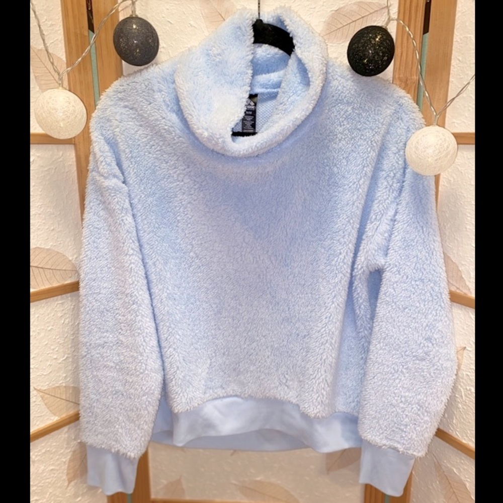 Sherpa sweater